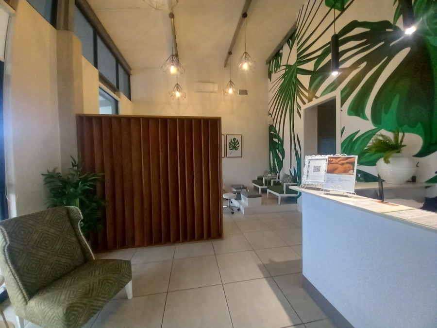 To Let 1 Bedroom Property for Rent in Sandown Western Cape